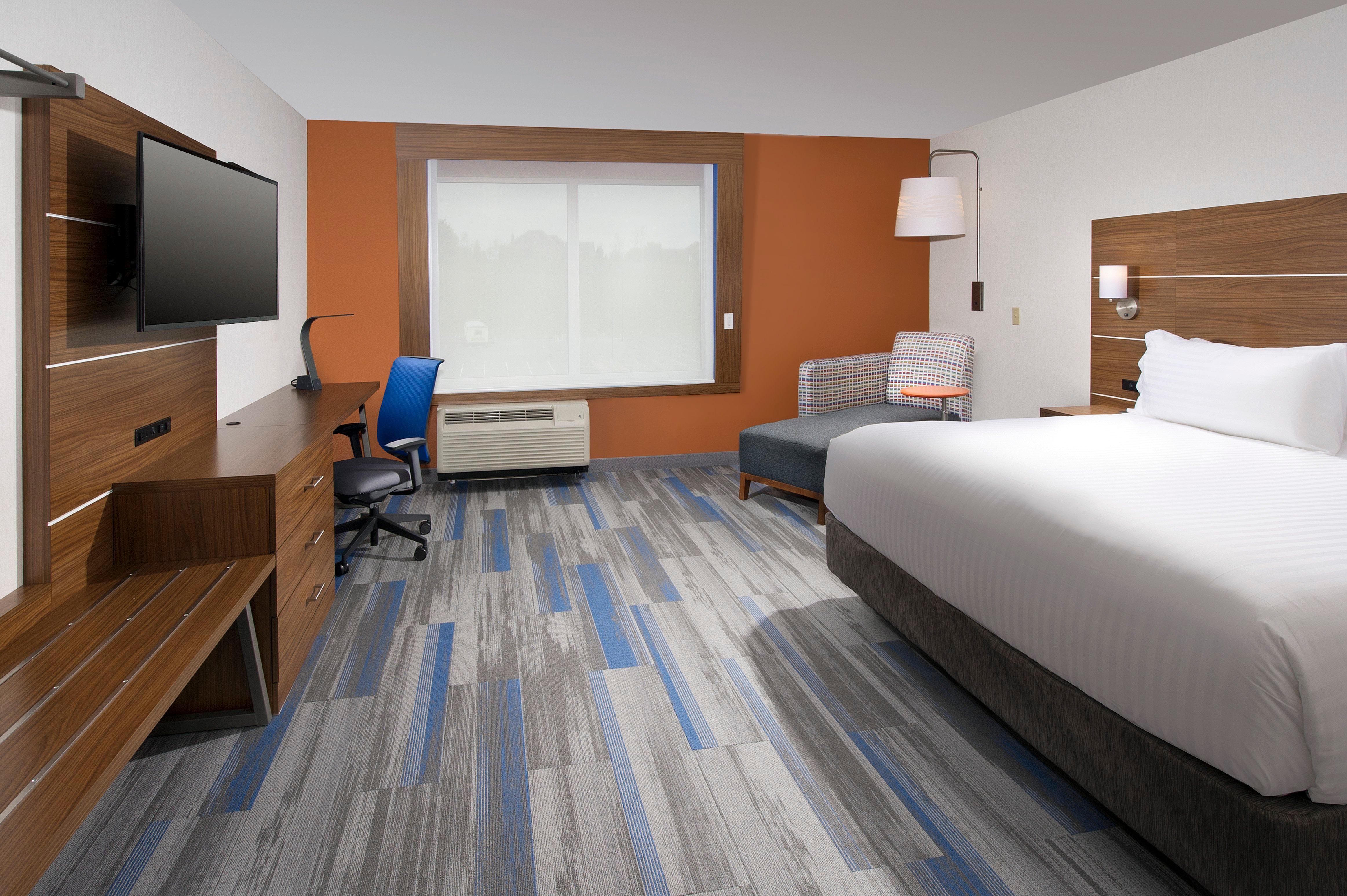 Express & By Ihg By Ihg Hotel