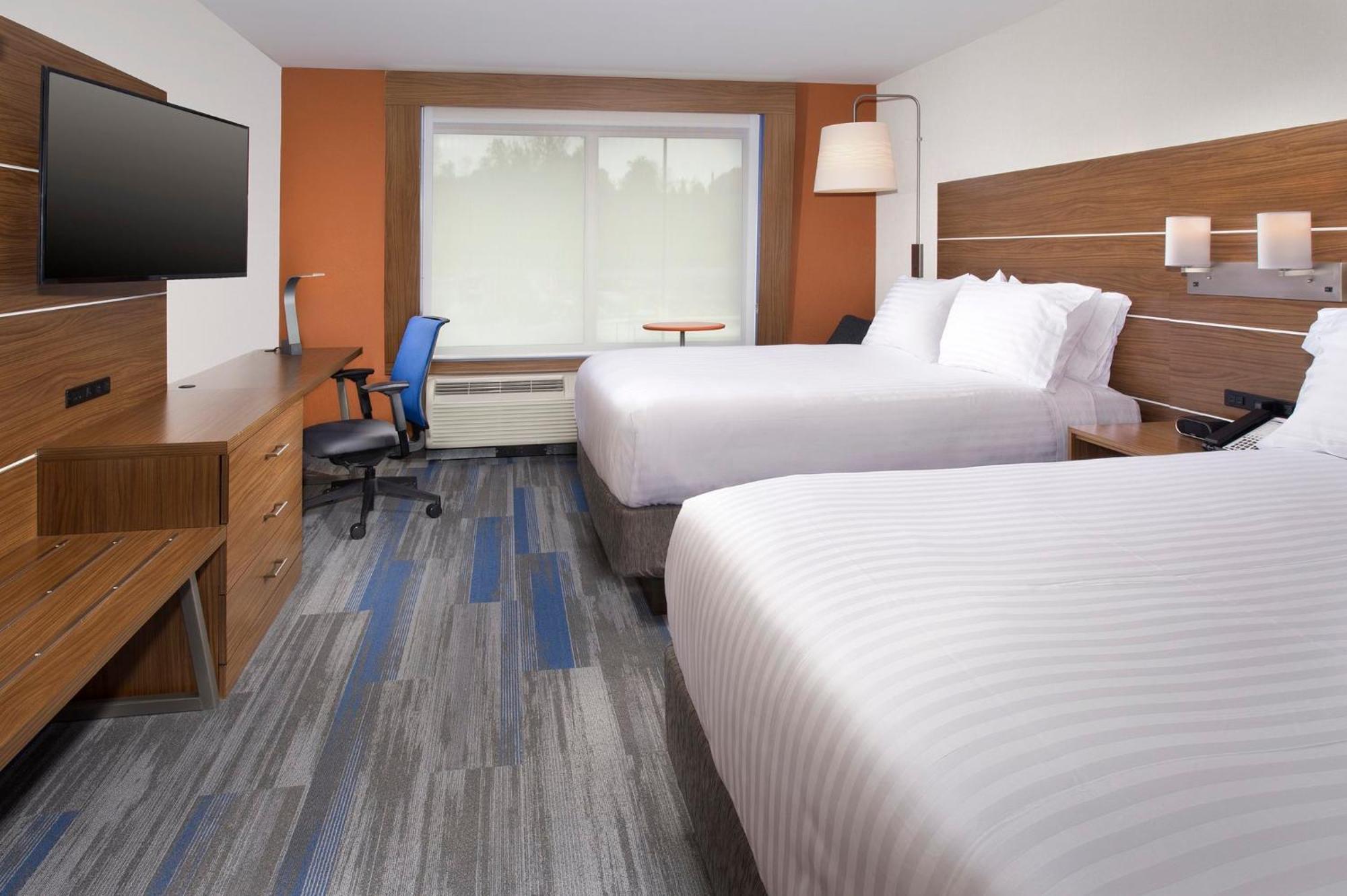 Express & By Ihg By Ihg Hotel Altoona