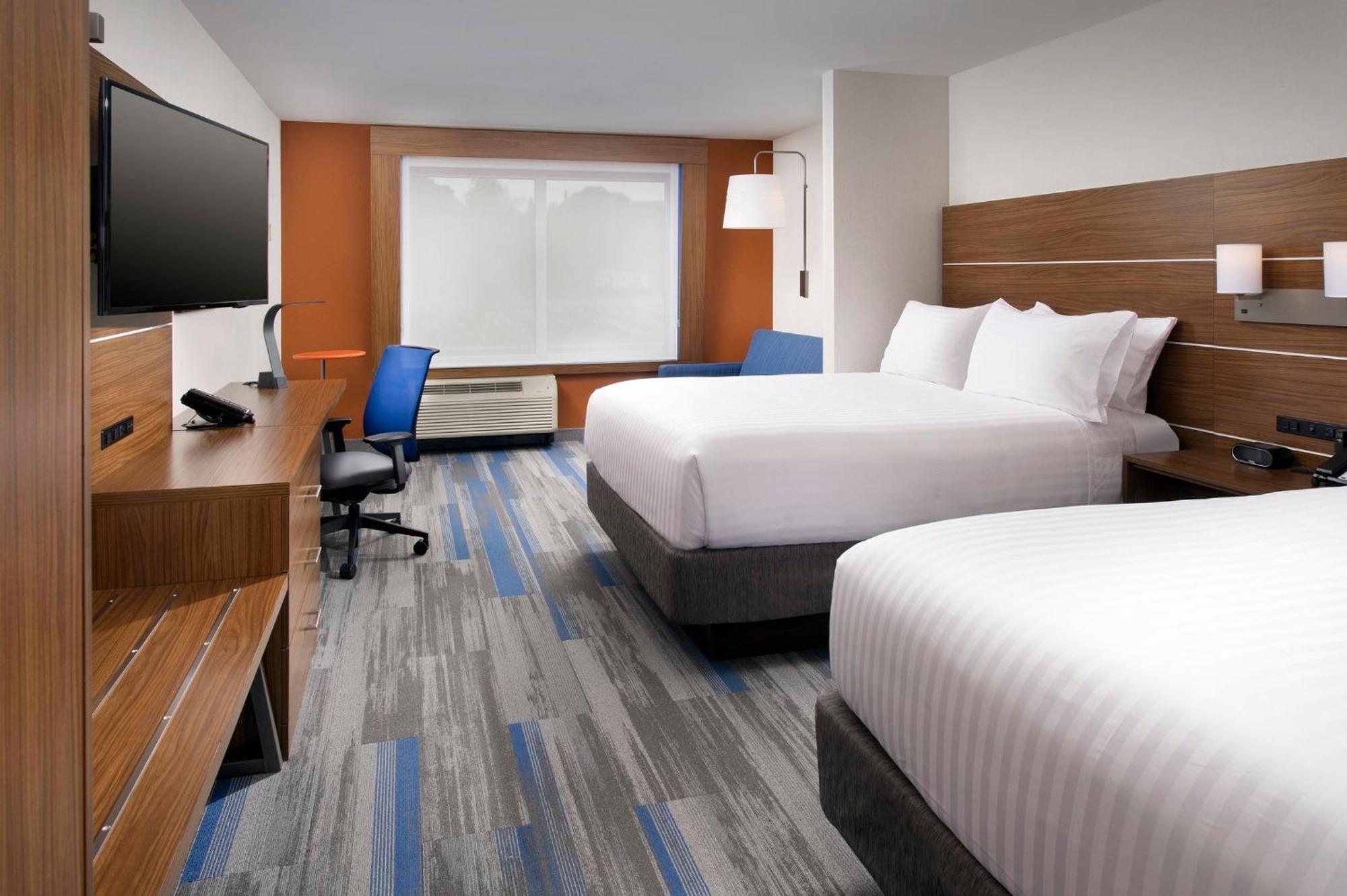 Express & By Ihg By Ihg Hotel Altoona