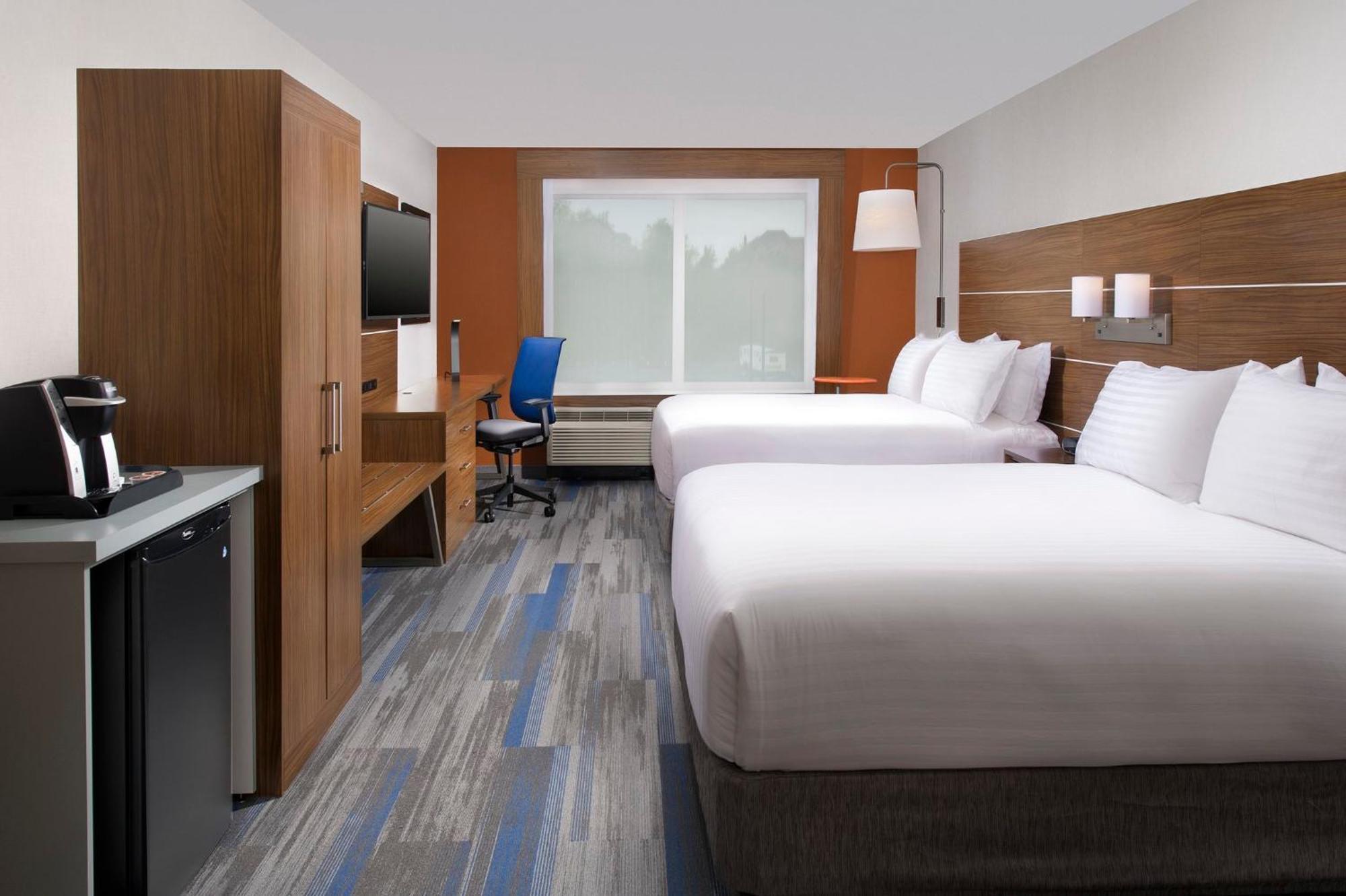 Express & By Ihg By Ihg 3*