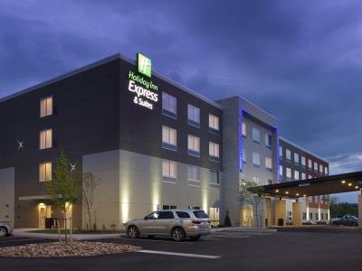 Express & By Ihg By Ihg Altoona